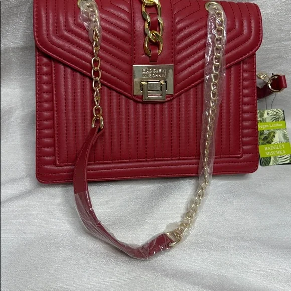 Badgley Mischka Vegan Leather Red Quilted Shoulder Bag - Picture 3 of 14